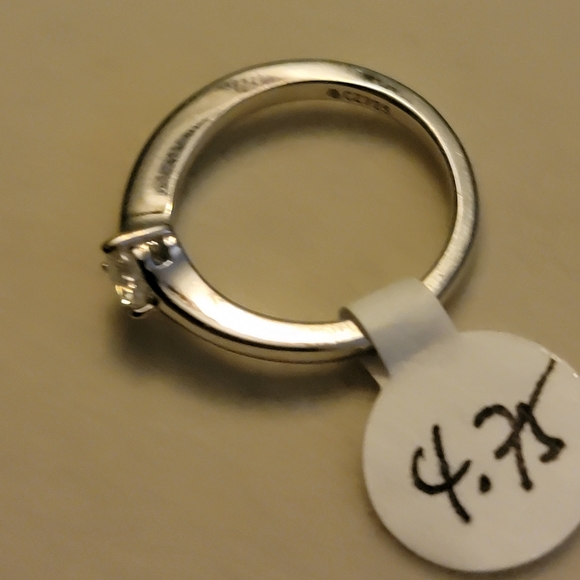 Sterling silver 925 cz size 4.75 - Picture 2 of 2